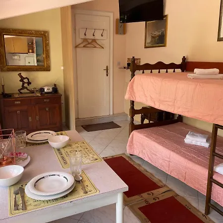 Holiday home Splitska Oaza *